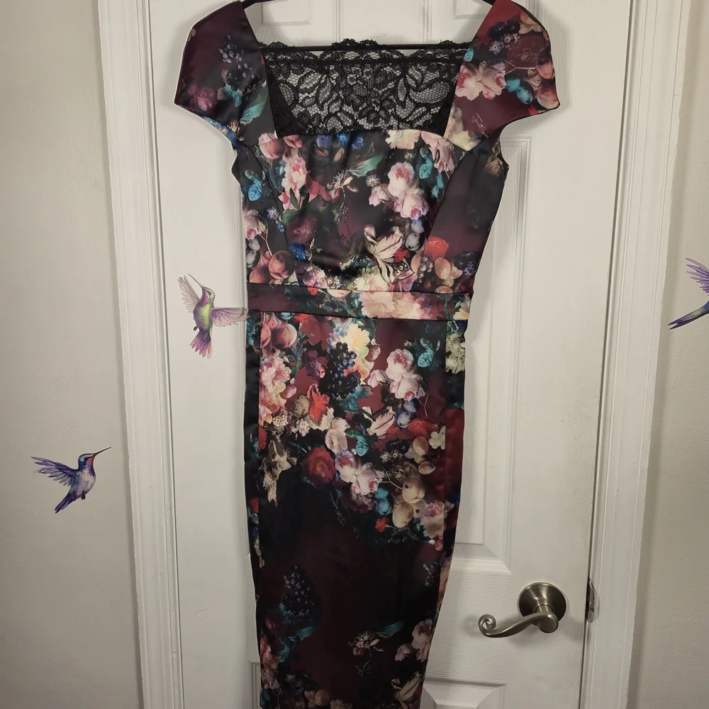 Just Cavalli Floral Satin Lace Cap Sleeve Sheath Dress IT 38 US XS - Picture 2 of 8